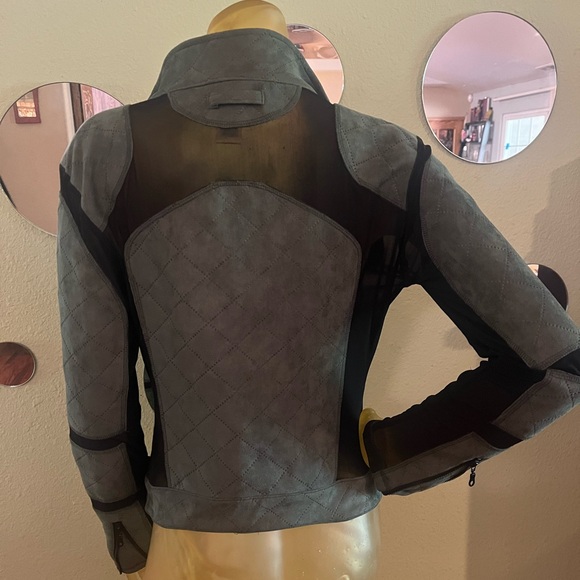 NWOT Moto Style Activewear Jacket, Mesh Cutouts, Size L - Picture 3 of 11